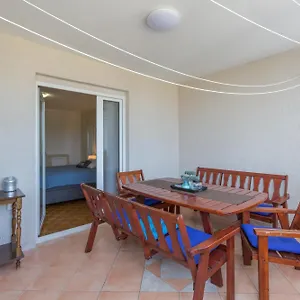 Lena Apartment Pula
